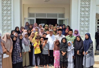 Menteri PUPR Basuki Hadimuljono saat peresmian Rusun Panti Asuhan Muhammadiyah di Pamekasan