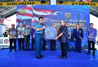 Kasal Laksamana TNI Muhammad Ali saat launching buku Diplomasi Sang Hiu Kencana