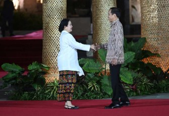 Sambutan hangat presiden Jokowi dalam acara Welcoming Dinner World Water Forum di Bali, Minggu (19/5)