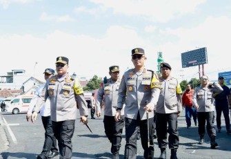 Kapolda Jatim Irjen Pol Imam Sugianto meninjau pelabuhan ASDP Ketapang, Banyuwangi 