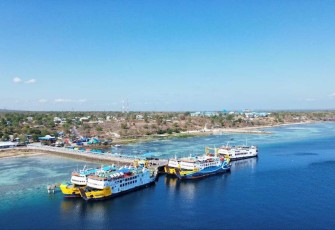 Ilustrasi pelabuhan di provinsi NTT
