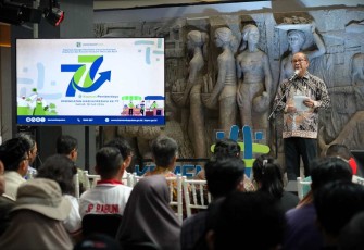 SeskemenkopUKM Arif Rahman Hakim