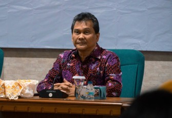 Asisten Deputi Pengembangan Kapasitas Usaha Mikro KemenkopUKM Ari Anindya Hartika