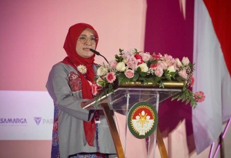 Sekjen DWP Pusat Dewi Arif R Hakim