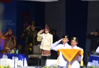 Mendikdasmen Abdul Mu'ti saat peringatan Hari Guru Nasional di Jakarta, Senin (25/11)