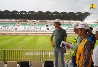 Inspeksi stadion Maguwoharjo Sleman dari perwakilan FIFA 