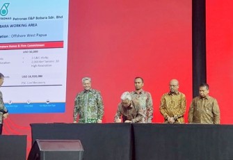 Penandatanganan perpanjangan kontrak PGN Saka di WK Ketapang 