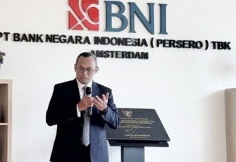 Direktur Human Capital & Compliance BNI Mucharom