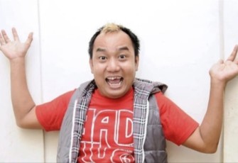 Komedian Aziz Gagap