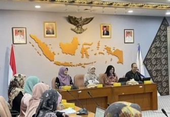 Kegiatan Pertemuan Evaluasi Jaminan Kesehatan Masyarakat bersama BPJS Kesehatan dan Fasilitas Pelayabab Kesehatan baik Fasilitas Kesehatan Tingkat Pertama (FKTP) maupun Fasilitas Kesehatan Rujukan Tingkat Lanjutan (FKRTL) di Ruang Edelweis Lantai 5 Gedung Balai Kota Depok, Selasa (15/10/24).