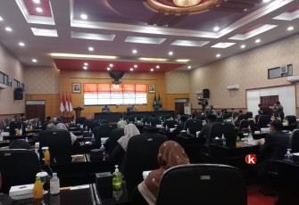 Situasi Rapat Paripurna DPRD Kota Blitar, Selasa 13 Agustus 2024. (Foto : Faisal NR / Klikwarta.com)