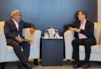 Kepala BNN RI, Marthinus Hukom, S.I.K., M.Si., delegasi Indonesia disambut oleh Associate Professor Muhammad Faishal Ibrahim, Minister of State, Ministry of Home Affairs and Ministry of National Development.