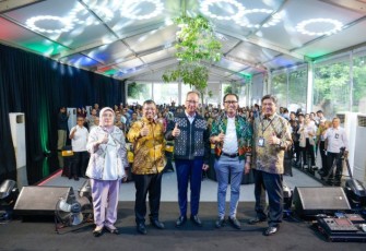 Menperin Agus Gumiwang Kartasasmita 