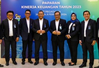 Direktur Utama PT Pegadaian, Damar Latri Setiawan dalam konferensi pers yang digelar di Minitheatre Pegadaian. Jakarta, 06/2/2024).