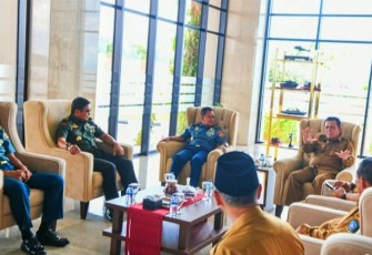 Pertemuan Hangat Gubernur Kepulauan Riau dan Pangkogabwilhan I di Momen Idul Fitri