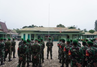Dandim 1002/HST Letkol Inf Fery Perbawa.S.Hub.Int.,M.Han memimpin langsung  pagi bertempat di lapangan Apel Makodim 1002/HST yang diikuti oleh seluruh anggota, Senin (12/02/2024)