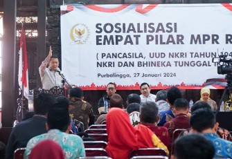 Bamsoet dalam Sosialisasi 4 Pilar MPR RI hari ke-10 dalam kunjungannya ke Dapil-7 Jawa Tengah bersama Forum Kepala Sekolah Kabupaten Purbalingga, Sabtu (27/1/24).