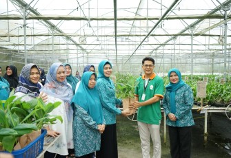 Pj Ketua TP-PKK Provinsi Sumatera Utara Bersama Ketua TP PKK Asahan Kunjungi PT. Hijau Surya Biotechindo