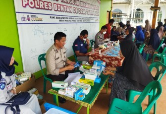 Polres Bintan saat Bakti Kesehatan dan Bakti Sosial di Kampung Tangguh Bebas Narkoba