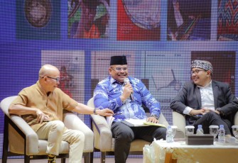 Dirjen Bina Administrasi Kewilayahan Kemendagri, Dr. Safrizal ZA, M.Si saat Sampaikan Karya Buku tentang IKN dan Tata Kelola Perkotaan