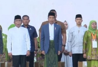 Presiden Joko Widodo pada acara Hari Lahir (Harlah) ke-78 Muslimat NU di Stadion Utama Gelora Bung Karno, Jakarta, Sabtu (20/1/24).