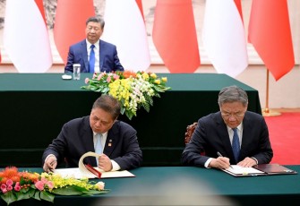 Menko Airlangga Teken Kerja Sama Blue Ekonomi Indonesia-RRT, Disaksikan Presiden Prabowo dan Presiden Xi Jinping, Sabtu (9/11)