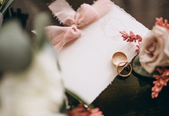 Ilustrasi undangan pernikahan digital 