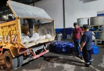 Satgas Halilintar TNI AL Gagalkan Upaya Penyelundupan Timah di Pantai Tanjung Berikat 