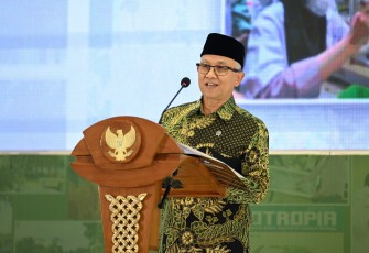 Wakil Menteri Pendidikan Dasar dan Menengah (Wamendikdasmen), Atip Latipulhayat