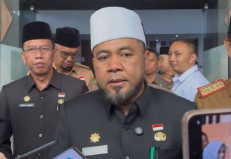 Gubernur Bengkulu Helmi Hasan