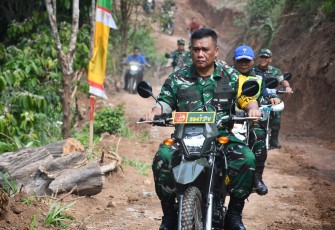 im Wasev TMMD ke-125 Brigjen TNI R. Benny Arifin memberikan apresiasinya terhadap kolaborasi yang terjalin dalam pelaksanaan TMMD di Desa Ngranget, Kecamatan Dagangan, Kabupaten Madiun