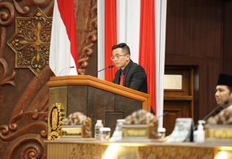 Anggota Fraksi Partai Gerindra Aufa Zhafiri dalam rapat paripurna