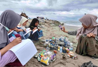 Pembelajaran di alam terbuka