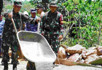 Dandim 0801/Pacitan Letkol Arh Imam Musahirul