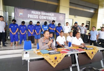 Kapolres Sukoharjo AKBP Anggaito Hadi Prabowo saat konferensi pers, Kamis (23/10)