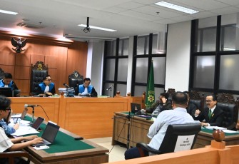 Henry Darmawan Hutagaol, SH., LLM., selaku ahli administrasi, menyampaikan keterangan dalam persidangan Perkara No. 212/G/2025/PTUN.JKT di Pengadilan Tata Usaha Negara Jakarta, (30/9/2025).