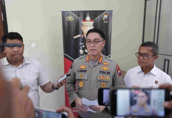 Kabid Humas Polda Jatim Kombes Pol Jules Abraham Abast