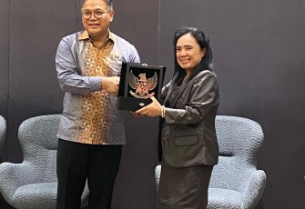 Dekan Fakultas Hukum UKSW Profesor Christina Maya Indah hadir sebagai pembicara dalam Diskusi Publik Komisi Yudisial (KY) Republik Indonesia (1).jpg