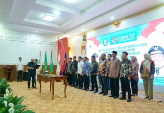 Pengukuhan Forum TSP Oleh Gubernur Bengkulu Helmi Hasan 