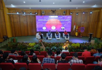 FEB dan FH UKSW menggelar Seminar Nasional, Senin (24-11-2025) di Auditorium FTI UKSW. 