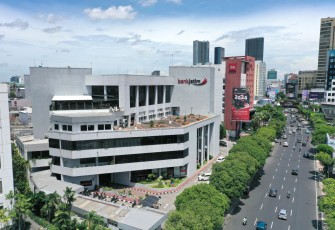 Direksi Bank Jatim Kompak Borong Jutaan Lembar Saham