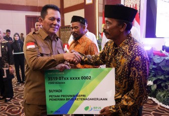 Peluncuran program BPJS Ketenagakerjaan untuk Petani dan Nelayan.
