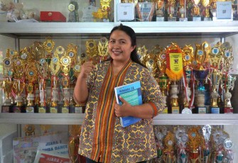 Guru Mata Pelajaran Informatika, SMP Kristen Satya Wacana, Natalia Prabandari, M.Kom_., meraih prestasi Juara III Lomba Inovasi Pembelajaran Tingkat Provinsi Jawa Tengah.