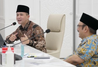 Mentrans Iftitah bersama Kepala Bappenas Rachmat Pambudy di Jakarta 