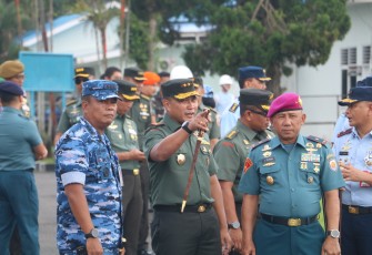 Pangdam I/BB Mayjen TNI Rio Firdianto Sambut Kedatangan Pesawat Tempur Hawk 100/200 Dari Skadron Udara 12 Wing Udara 6 di Lanud Soewondo