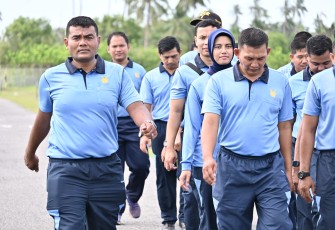 Personel Lanud RSA Natuna Tingkatkan Kebugaran Lewat Olahraga Bersama