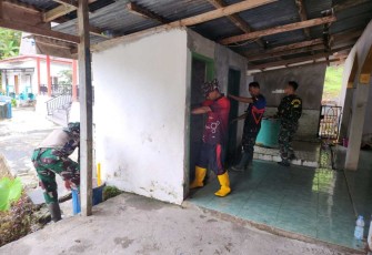 Pembangunan MCK di lokasi TMMD