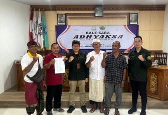 Kejaksaan Negeri Gianyar Bantu Selesaikan Permasalahan di Desa Batuan Kaler Melalui Bale Sabha Adhyaksa 