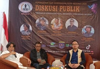 Diskusi publik peringati hari Kebebasan Pers Sedunia 2025 di Depok, Kamis (22/5)