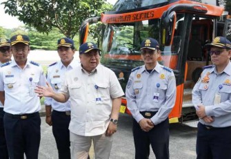 Plh Dirjen Hubdat Kemenhub Ahmad Yani saat rampcheck di Bogor, Sabtu (7/6)